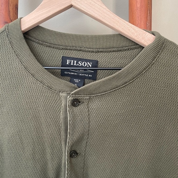Filson Waffle Knit Henley XL in Dark Olive - Picture 5 of 6